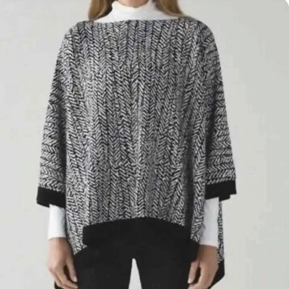 Lululemon Retired Poncho, O/S, Like New - Picture 1 of 9